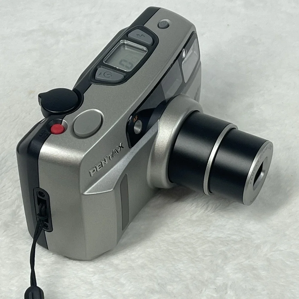 Pentax IQZoom 80G 35mm Point & Shoot Film Camera Bundle Case Manual Tested
